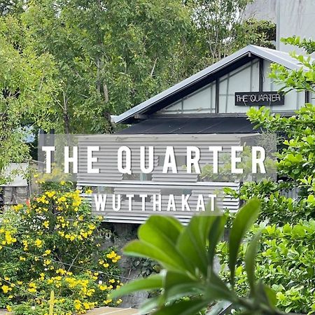 The Quarter Wutthakat Apartment Bangkok Luaran gambar