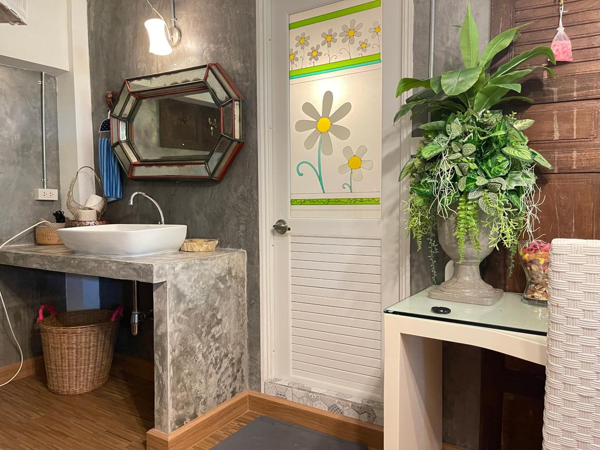 The Quarter Wutthakat Apartment Bangkok Bilik gambar